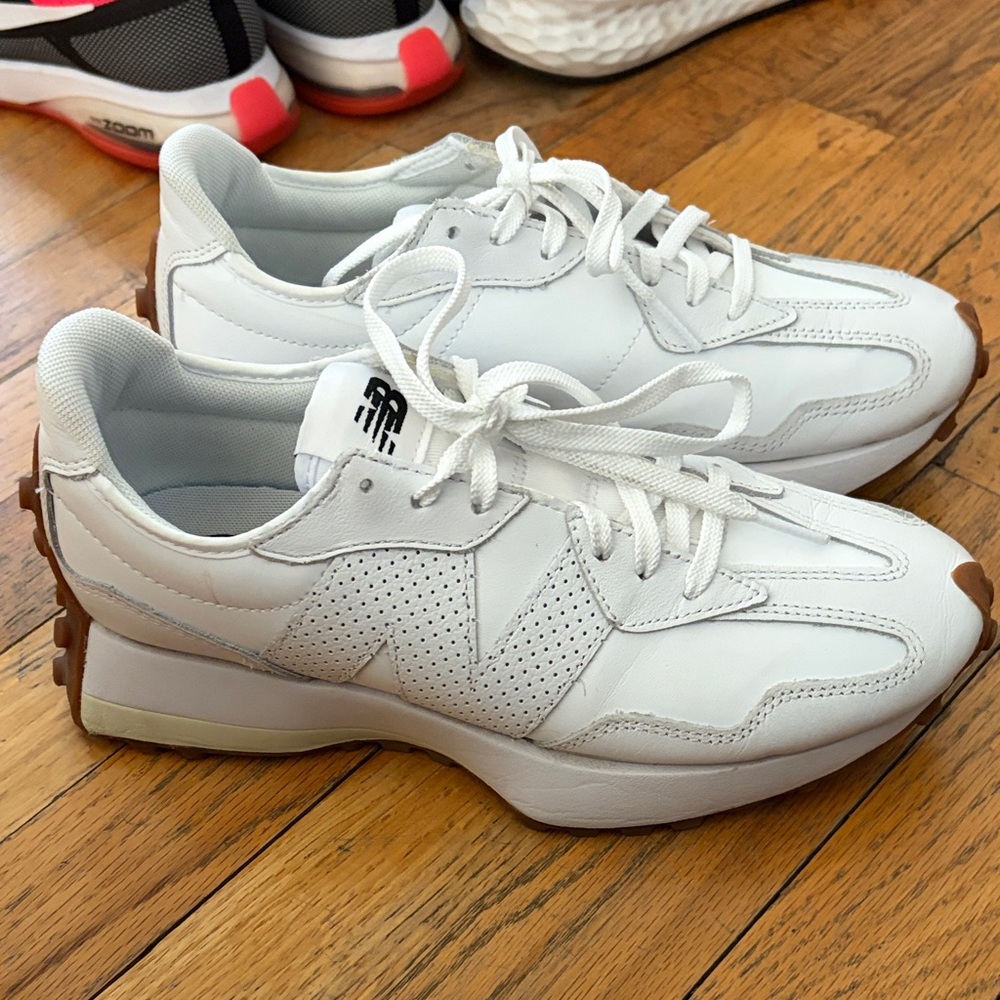 New balance 327 White and Brown Sneakers